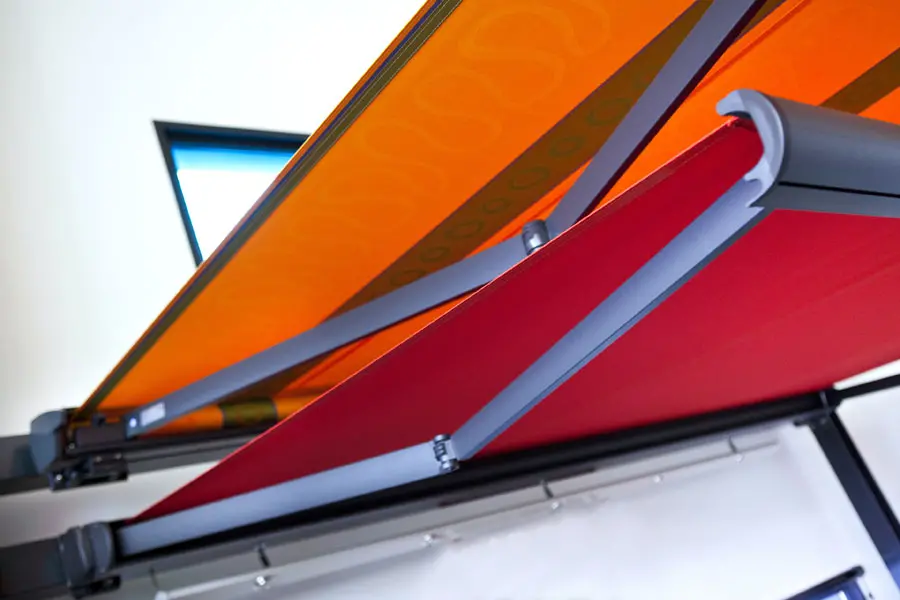 Toldo motorizado con sistema automático